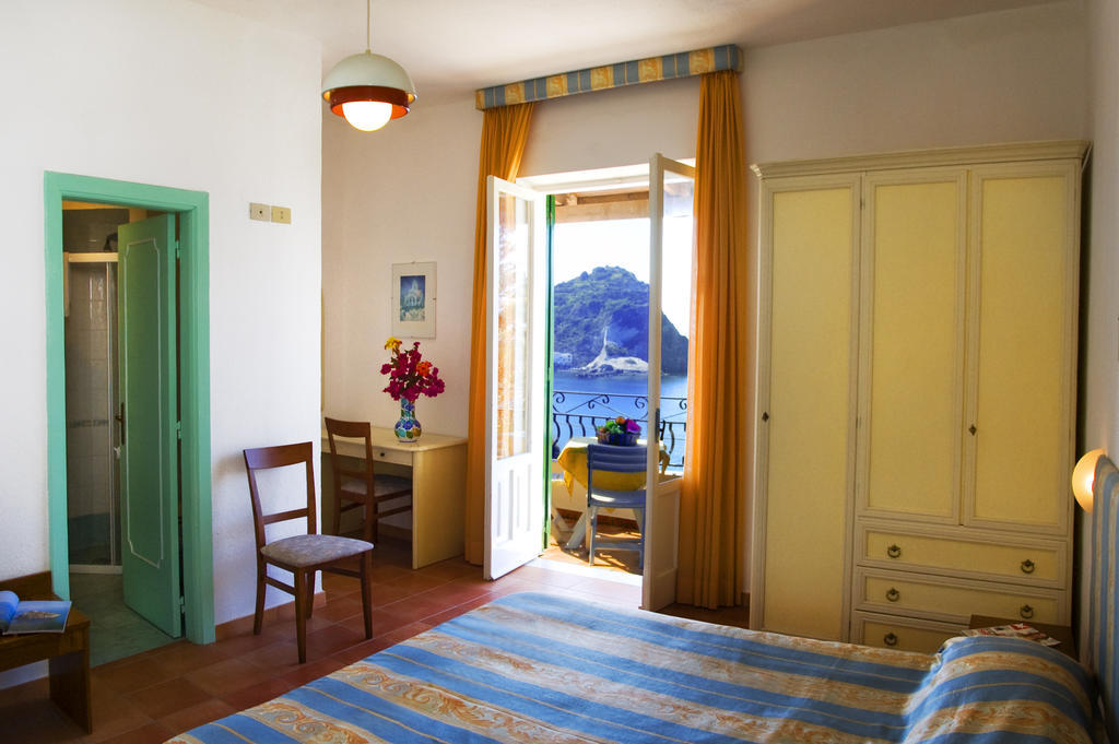 Hotel Villa Bina Sant'Angelo  Oda fotoğraf